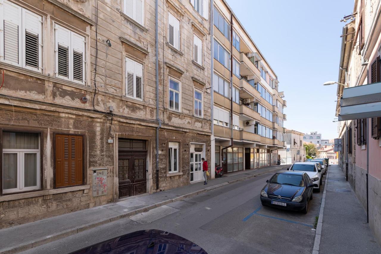 Centar City Pula Apartments Exterior foto